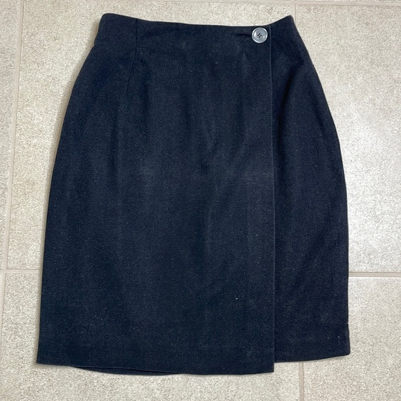 Casual Corner Skirts Dark Grey Casual Corner Skirt Size 4 Poshmark